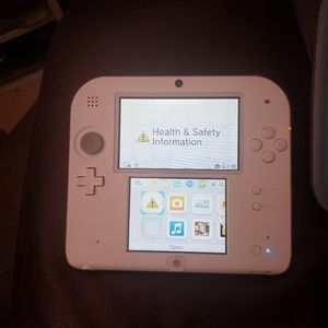 Nintendo 2DS White/Red
